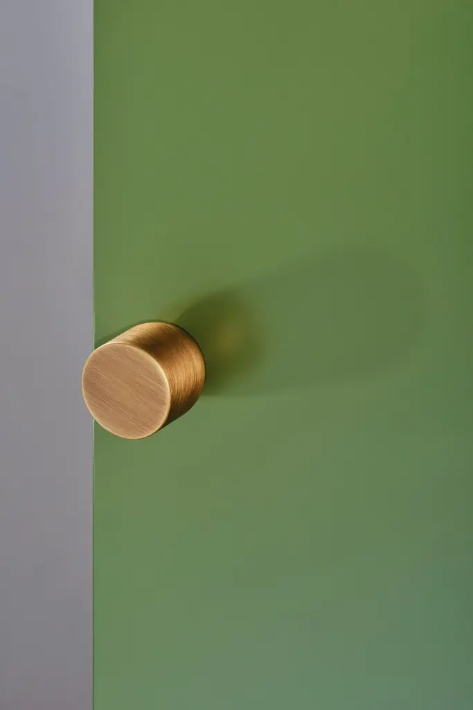 Nuda knob mod. Lui fin. Yester bronze.webp