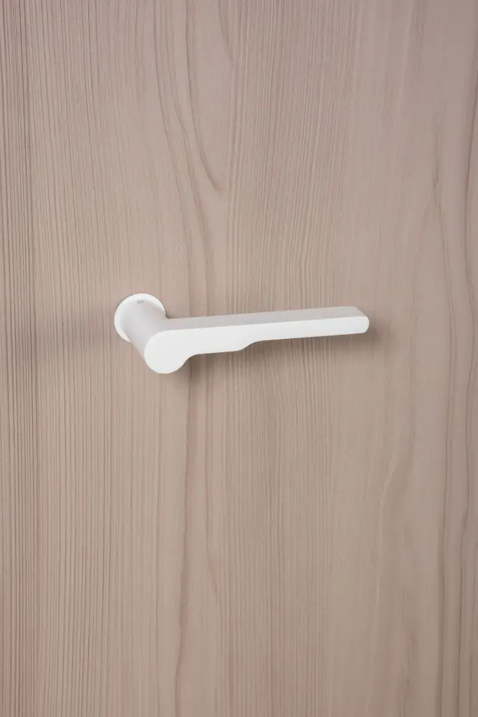 Maniglia Wind con rondella 30 mm Bianco Monviso.webp