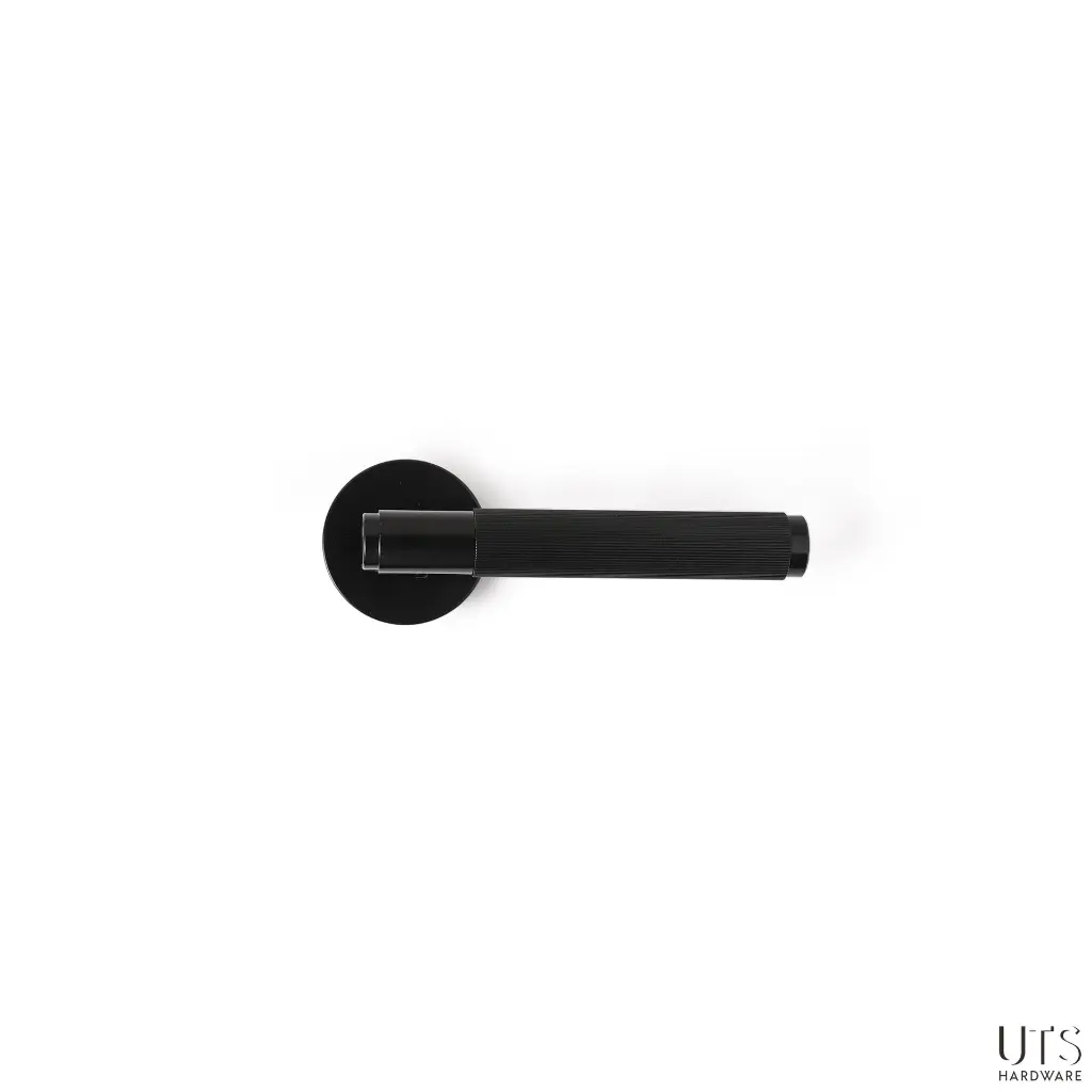 UTS1100 Black Top_watermarked.webp