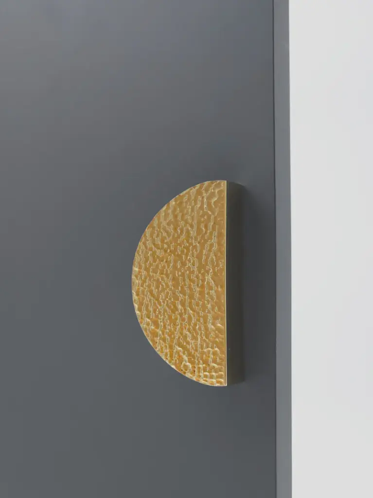 HAMMERED 1.webp