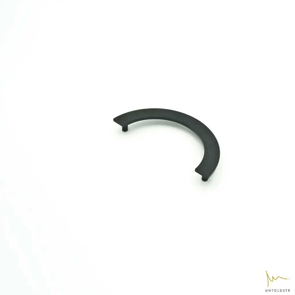 luna b01 2.webp