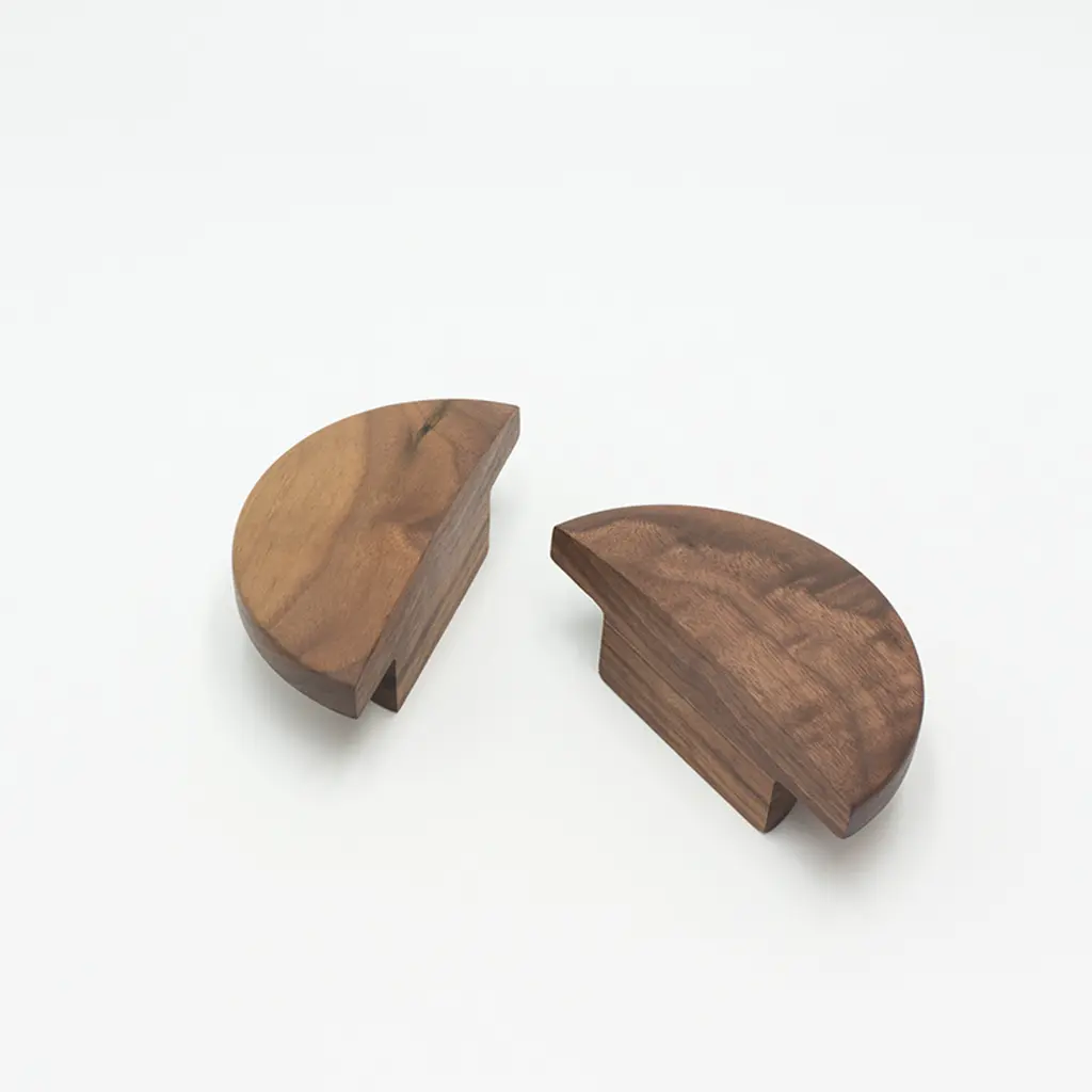 02 Walnut.webp