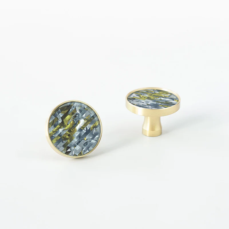 SERAPHINITE