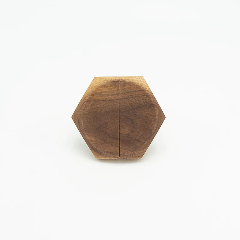 METÀ HEXA
