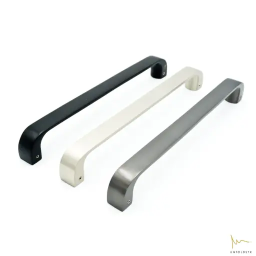 1003 SOLID BRASS DOOR PULL